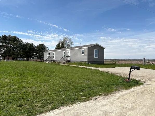 409 Silver St N, Wykoff, MN 55990