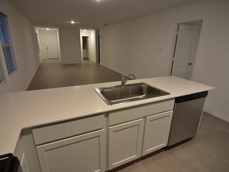 409 Keefer Ln — Photo 104