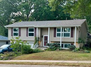 4244 Wittmann Dr, Davenport, IA 52806