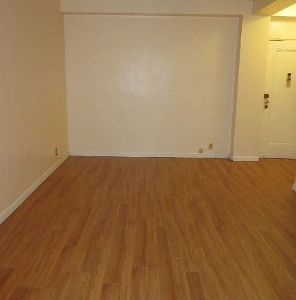4th image of 6434 102nd St APT 1Y