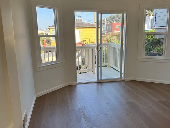 4th image of 522 Bright St