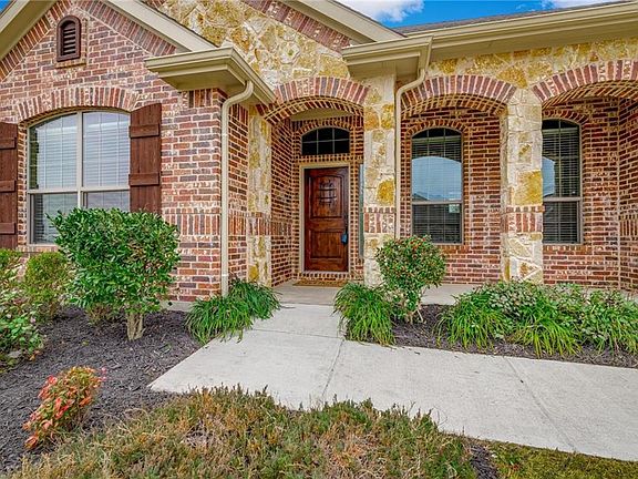 4th image of 11001 Silver Horn Dr
