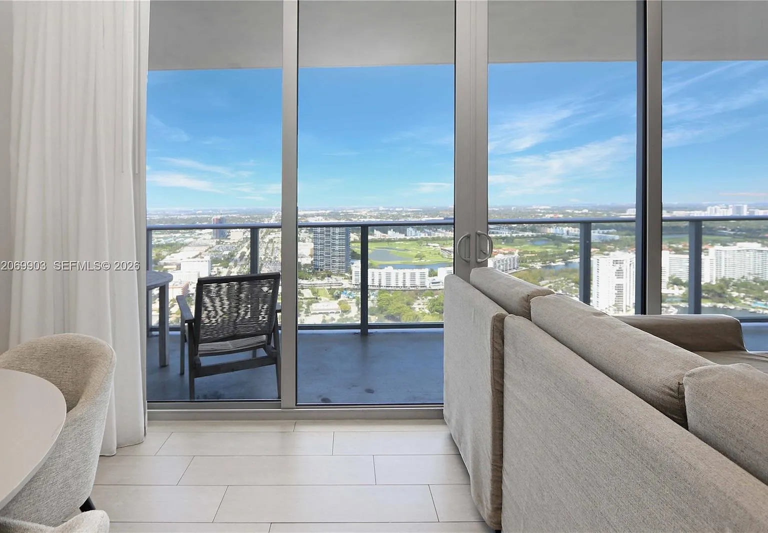 4010 South Ocean Condo — Photo 2