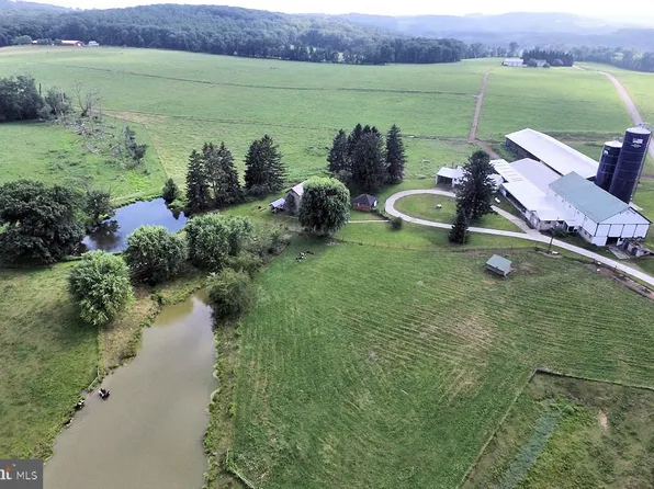 151 Haupt Rd, Somerset, PA 15501