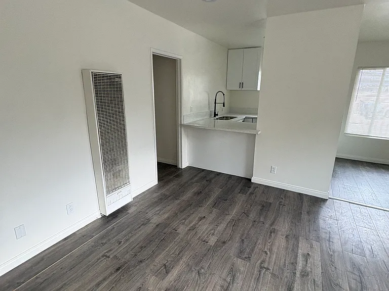 2506 Grant Ave #4 — Photo 10