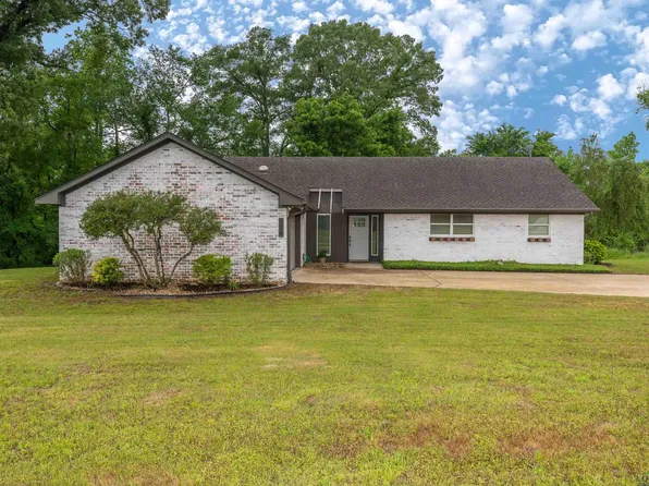 174 Cypress Creek Rd, Diana, TX 75640