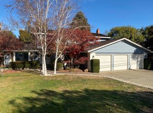 910 Bicknell Rd, Los Gatos, CA 95030