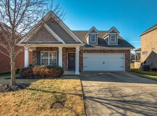 1625 Robindale Dr, Hermitage, TN 37076