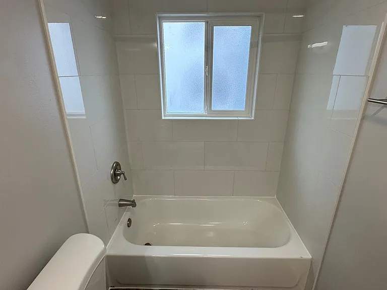 1525 NW 52nd St #2 — Photo 7