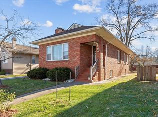 823 McPherson Ave, Alton, IL 62002