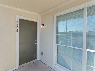 781 Country Place Dr APT 2041, Houston, TX 77079