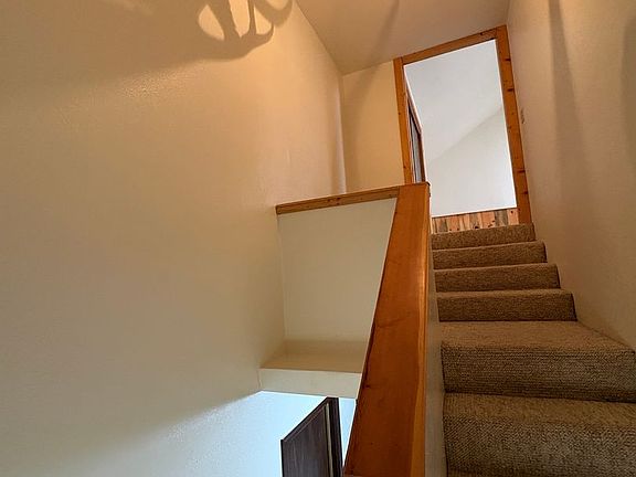 5th image of 1036 N Palm St