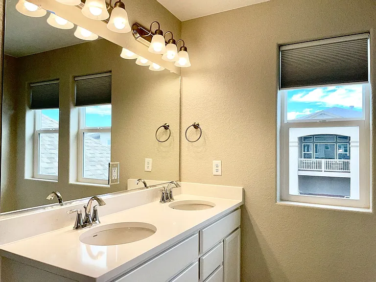 5758 Griffin Dr — Photo 34