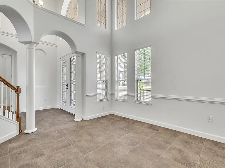 11538 Delwick Dr — Photo 9