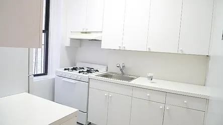 Rented by Platinum Brokerage Group, LLC