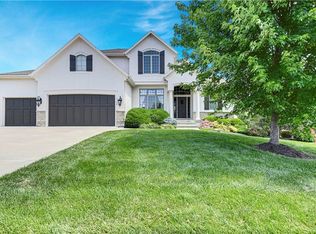 11400 W 158th St, Overland Park, KS 66221