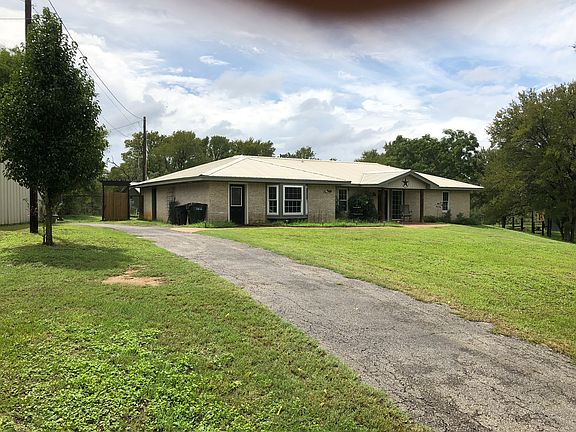 2nd image of 137 Black Jack Ln