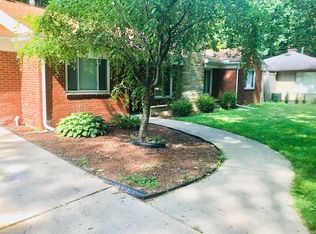 21034 Mahon Dr, Southfield, MI 48075