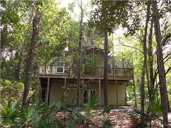 3rd image of 71 Summer Breeze Ln