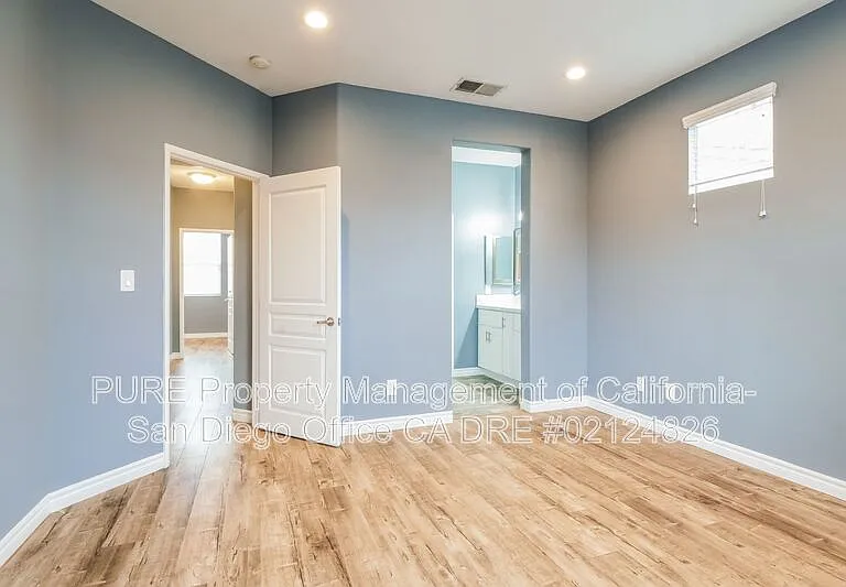 740 Mariposa Cir — Photo 10