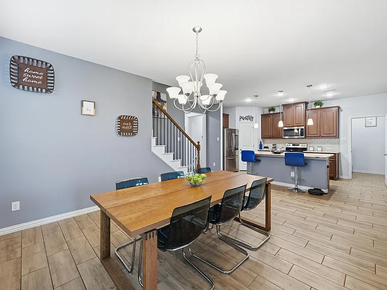 196 Lady Bird Dr — Photo 18