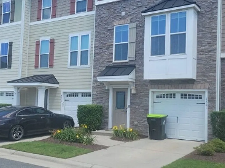 4321 Salt Marsh Ln — Photo 2