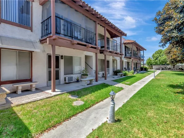 7855 2nd St, Stanton, CA 90680