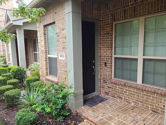 2nd image of 1613 Black Duck Ter APT C