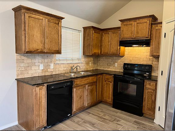 5th image of 12505 Heritage Oaks Dr