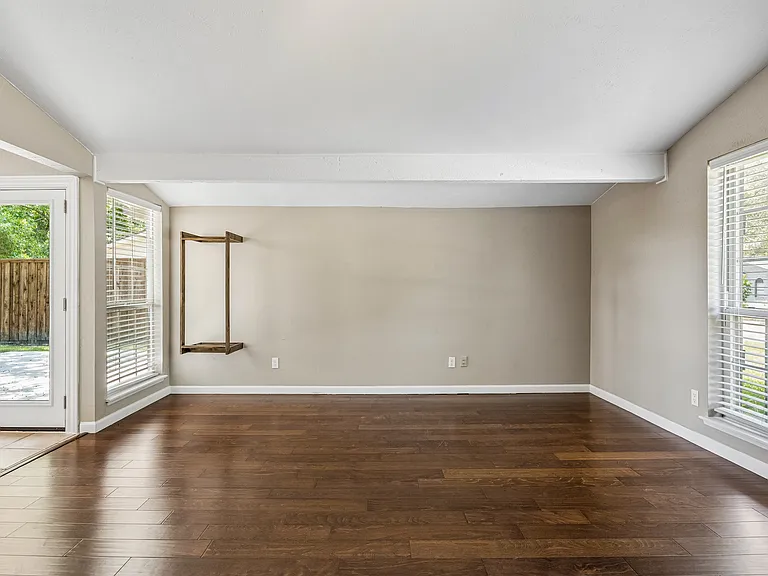 6640 Osage Trl — Photo 10