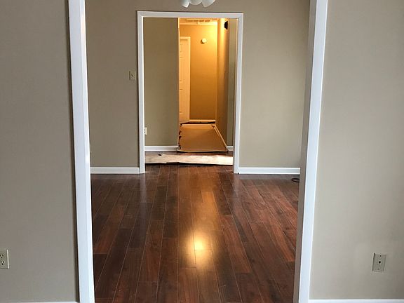 living room/dining room