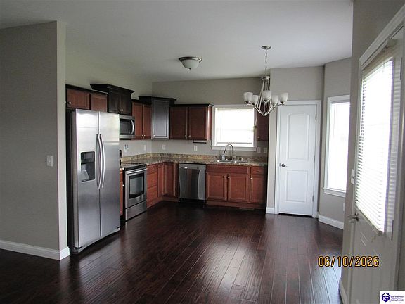 5th image of 521 Winding Creek Ct