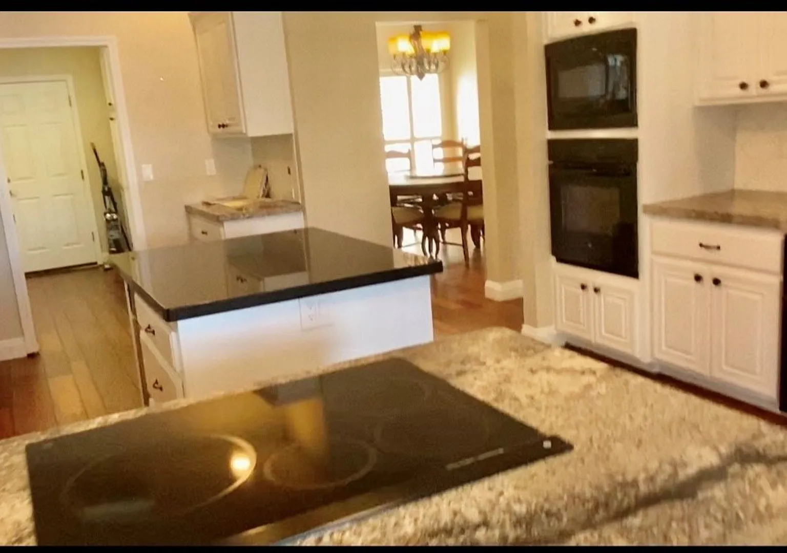 Lake Front Furnished Home, 3 bed, 4 bath in Lake Wildwood, Penn Valley, CA — Photo 4