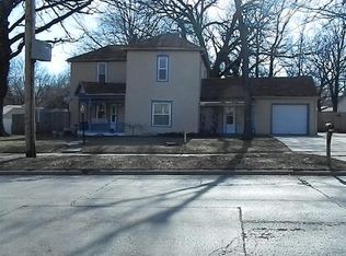 1109 W 9th Ave, Emporia, KS 66801