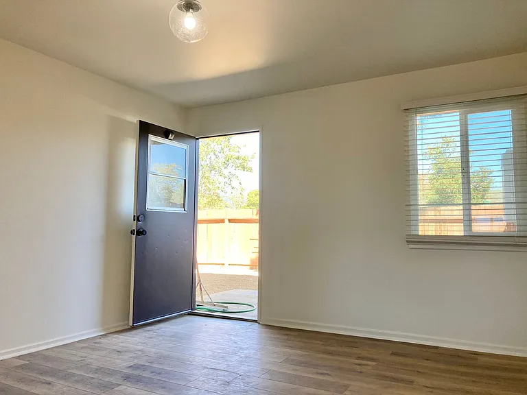416 Mills Way — Photo 16