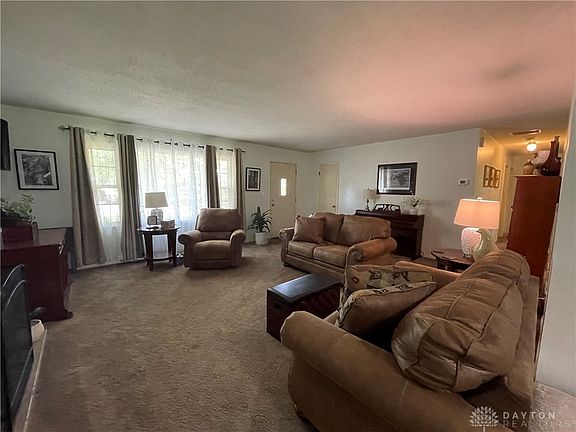5th image of 8868 Garland St