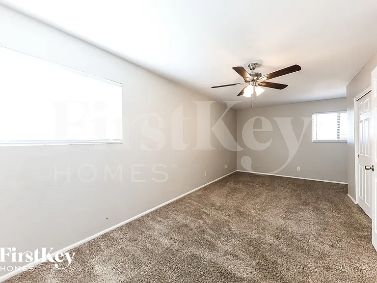 14623 N 32nd Pl — Photo 11