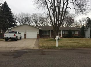 3720 Rum River Dr, Anoka, MN 55303