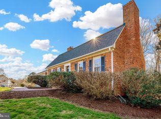 11815 Chapel Rd, Clifton, VA 20124