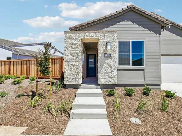 1047 Riverbend Dr, Brentwood, CA 94513