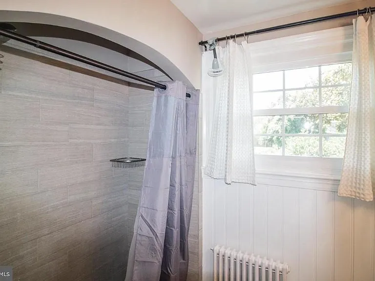 429 S Washington St — Photo 10