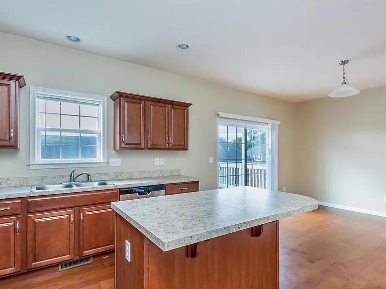 16 Dougherty Dr — Photo 13