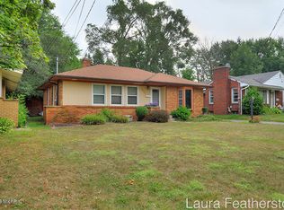 1330 Carlton Ave NE, Grand Rapids, MI 49505