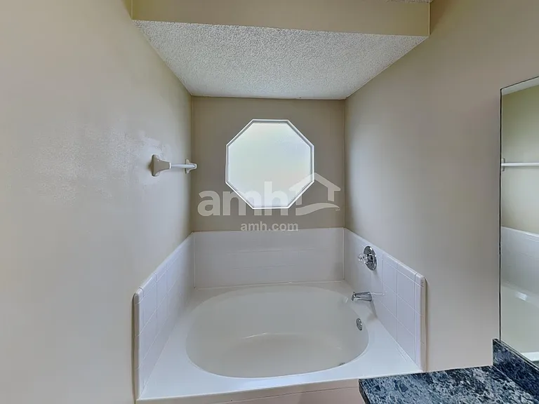 11062 Gullwing Ct — Photo 10