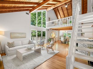 43 Driftwood Cir, Mashpee, MA 02649