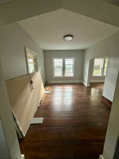 29 Longview Ave