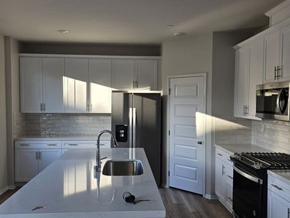 5th image of 40430 Melrose Dr