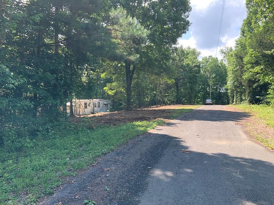 1st image of 449 Burristown Paradise Ln