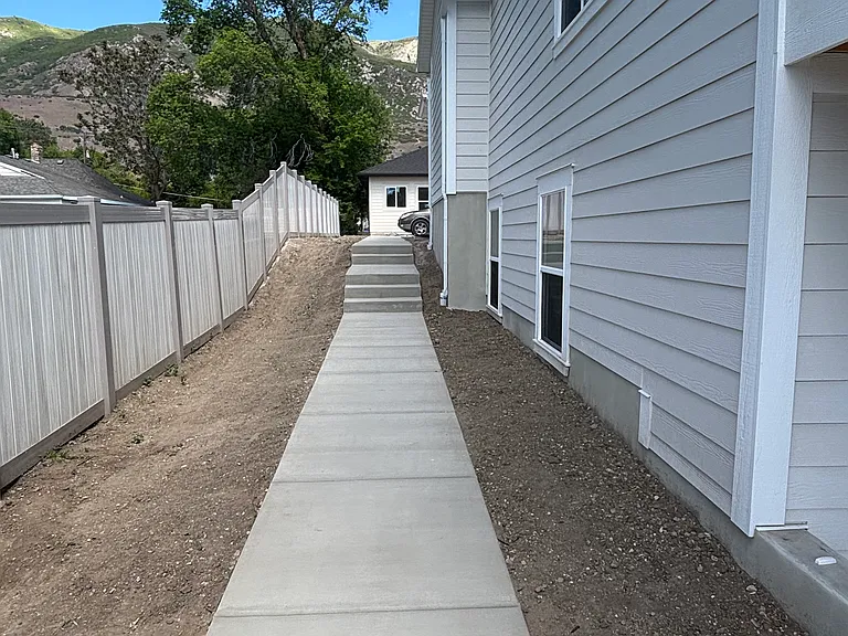 71 N 145 W — Photo 25