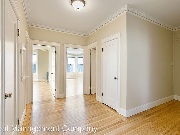 4th image of 1170 Guerrero St APT 203